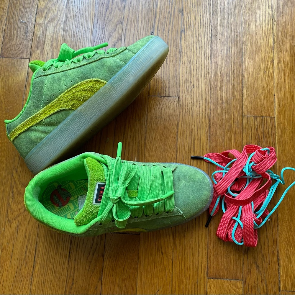 Puma Suede XL Ghostbusters Slimer Sneakers pastel lime green yellow
